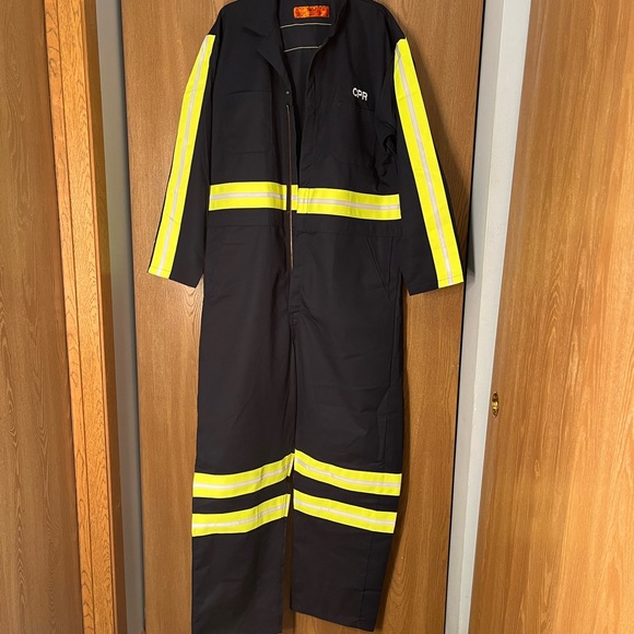 Red Kap Hi Visibility Coverall Long Sleeve NWOT - Picture 2 of 9